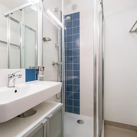 Duo Secret - Lumineuse Sur Les Allées Toulouse