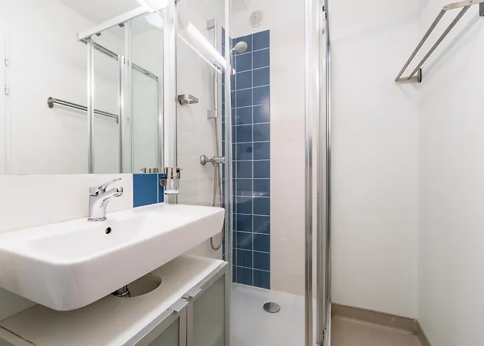 Duo Secret - Lumineuse Sur Les Allees Toulouse